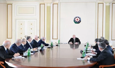 İlham Əliyev müşavirə keçirdi - VİDEO - FOTO