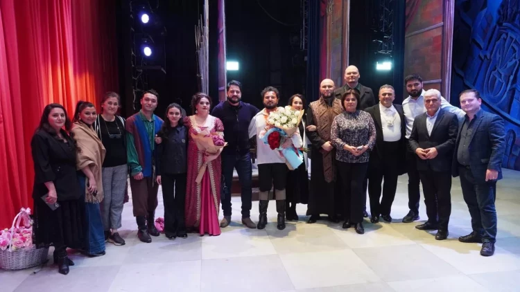 Ramil Qasımov Kavaradossi partiyasını ilk dəfə ifa edərək 27 illik arzusunun gerçəkləşməsindən danışıb - FOTO