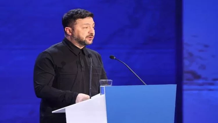 Zelenski Ukraynanın enerji sektorunda fövqəladə vəziyyət elan edir