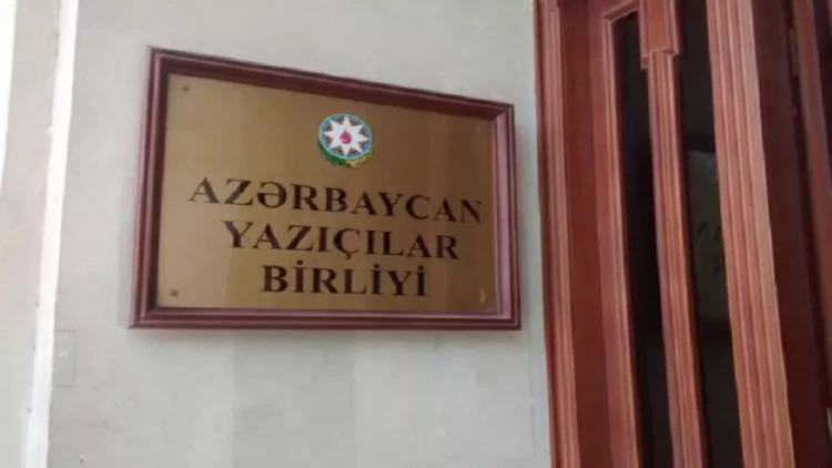 15 manatla bağlı narazılığa Yazıçılar Birliyindən REAKSİYA