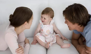 3 azərbaycanlı uşaq əcnəbi vətəndaşlara verilib - RƏSMİ