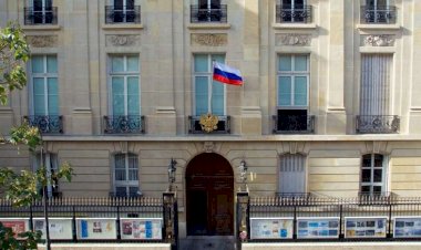 Fransa Parisdəki “Rus Evi”nin hesablarını dondurdu