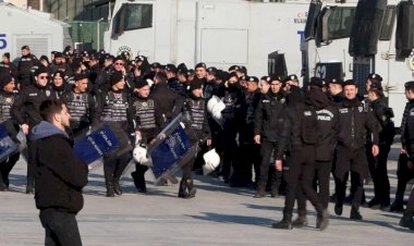 Əkrəm İmamoğlunun dindirildiyi Ədliyyə sarayı qarşısında təhlükəsizlik tədbirləri gücləndirilib
