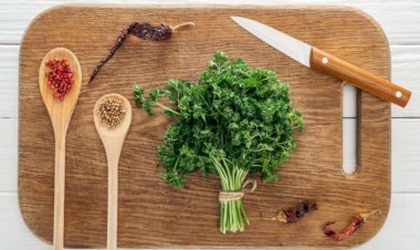 Yüksək təzyiqi salan beş bitki