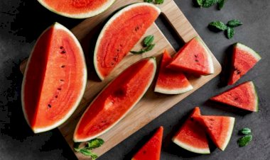 Qarpız yemək bu şəxslər üçün təhlükəlidir