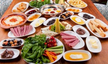 Səhərlər bu qidanı yeyənlər xəstəlik üzü görmür