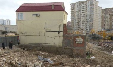 Dağıdılan evin sakinlərinin aqibəti necə olacaq?