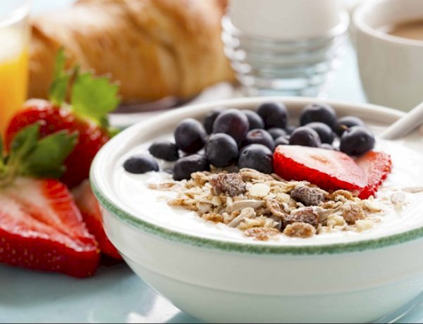 Faydalı səhər yeməklərinin Top-8-liyi